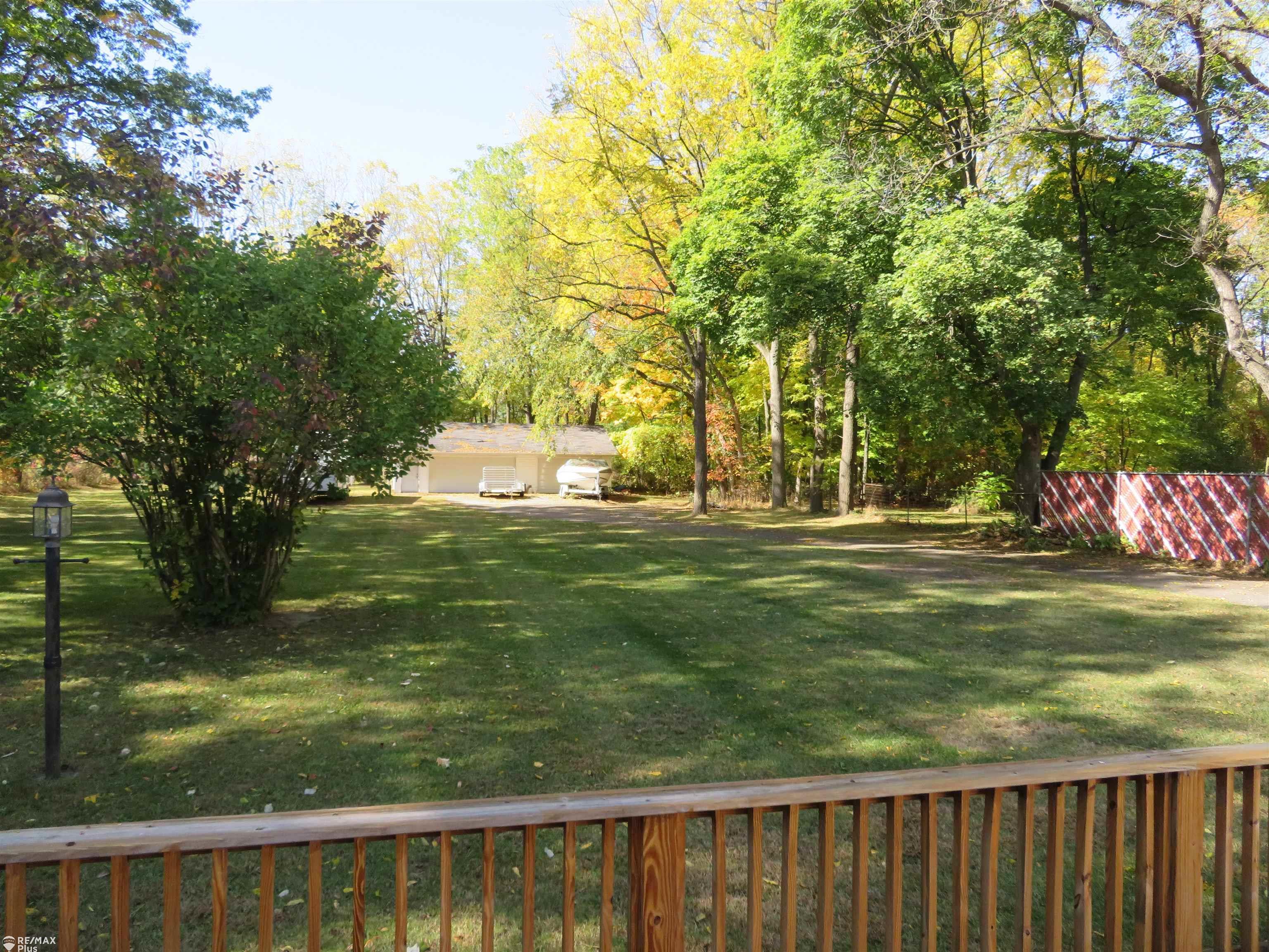5095 Jackson Road Flint, MI 48506 - Photo 27 of 34 50092893-26.JPG