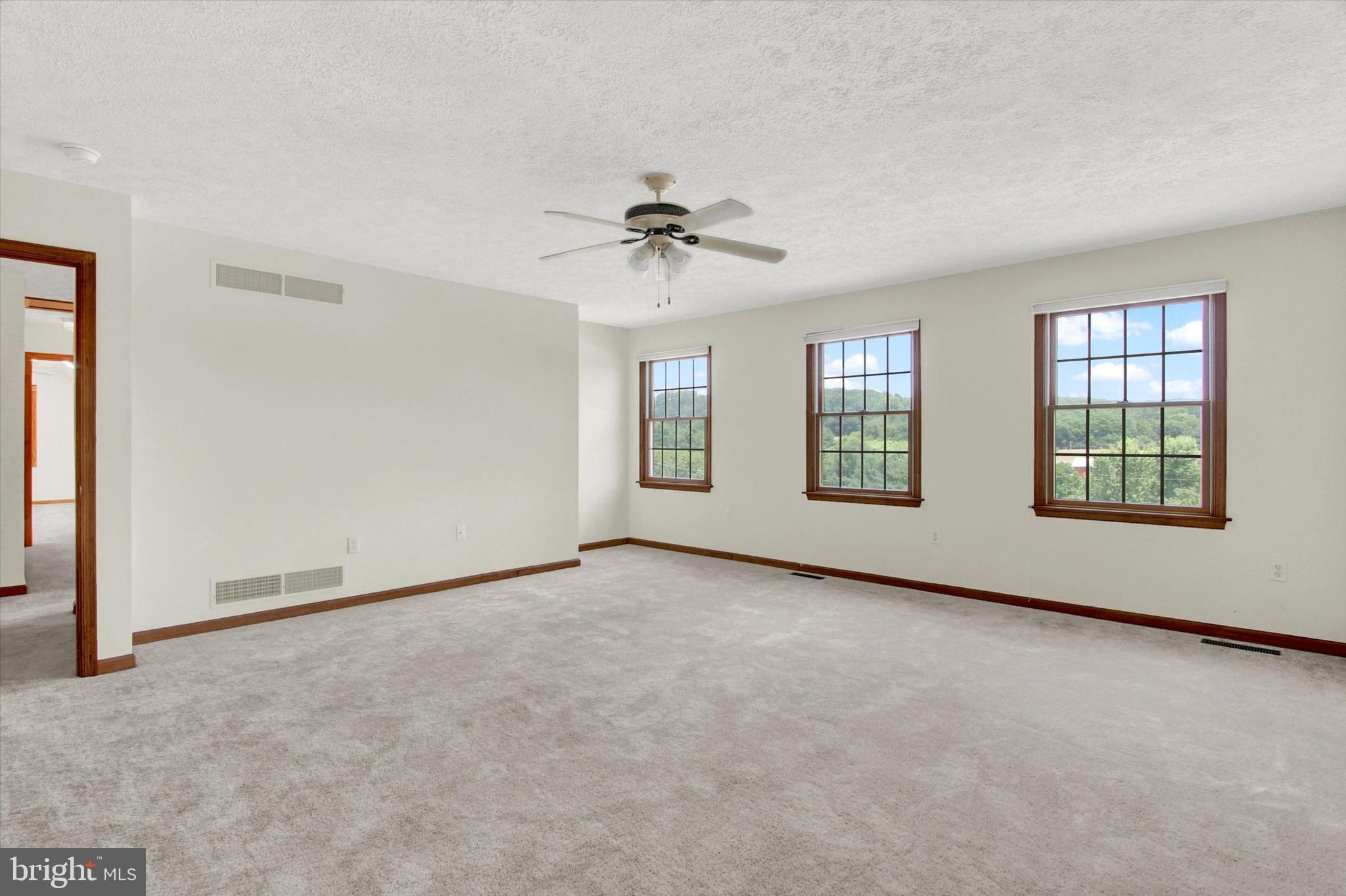 1139 Impounding Dam Road Hanover, PA 17331 - Photo 16 of 28