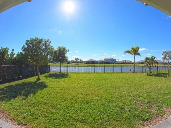 $4,200 | 15557 Goldfinch Circle, Westlake, FL 33470