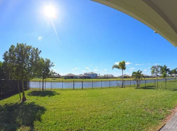 $4,200 | 15557 Goldfinch Circle, Westlake, FL 33470