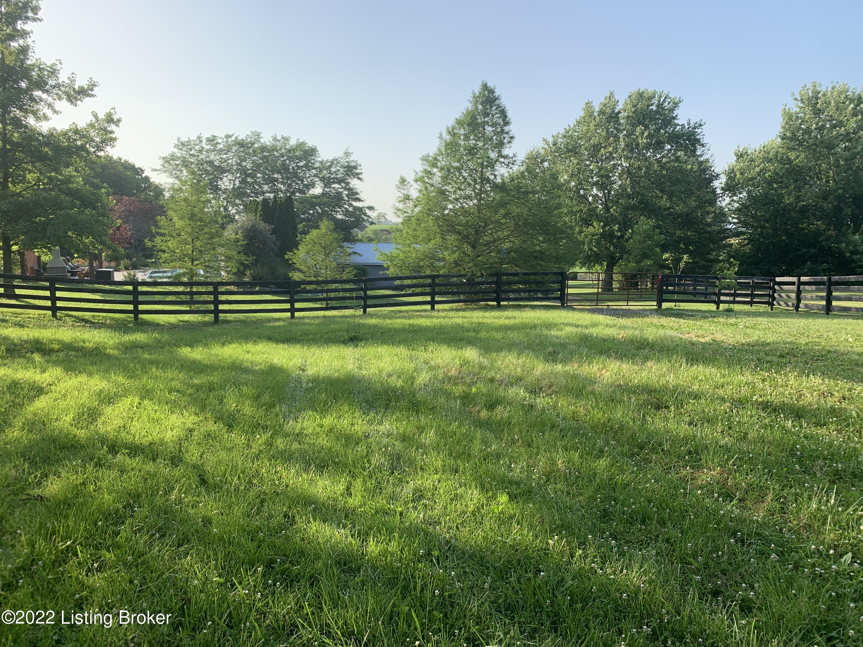 9135 Cropper Road Pleasureville, KY 40057 - Photo 29 of 44 IMG_7395