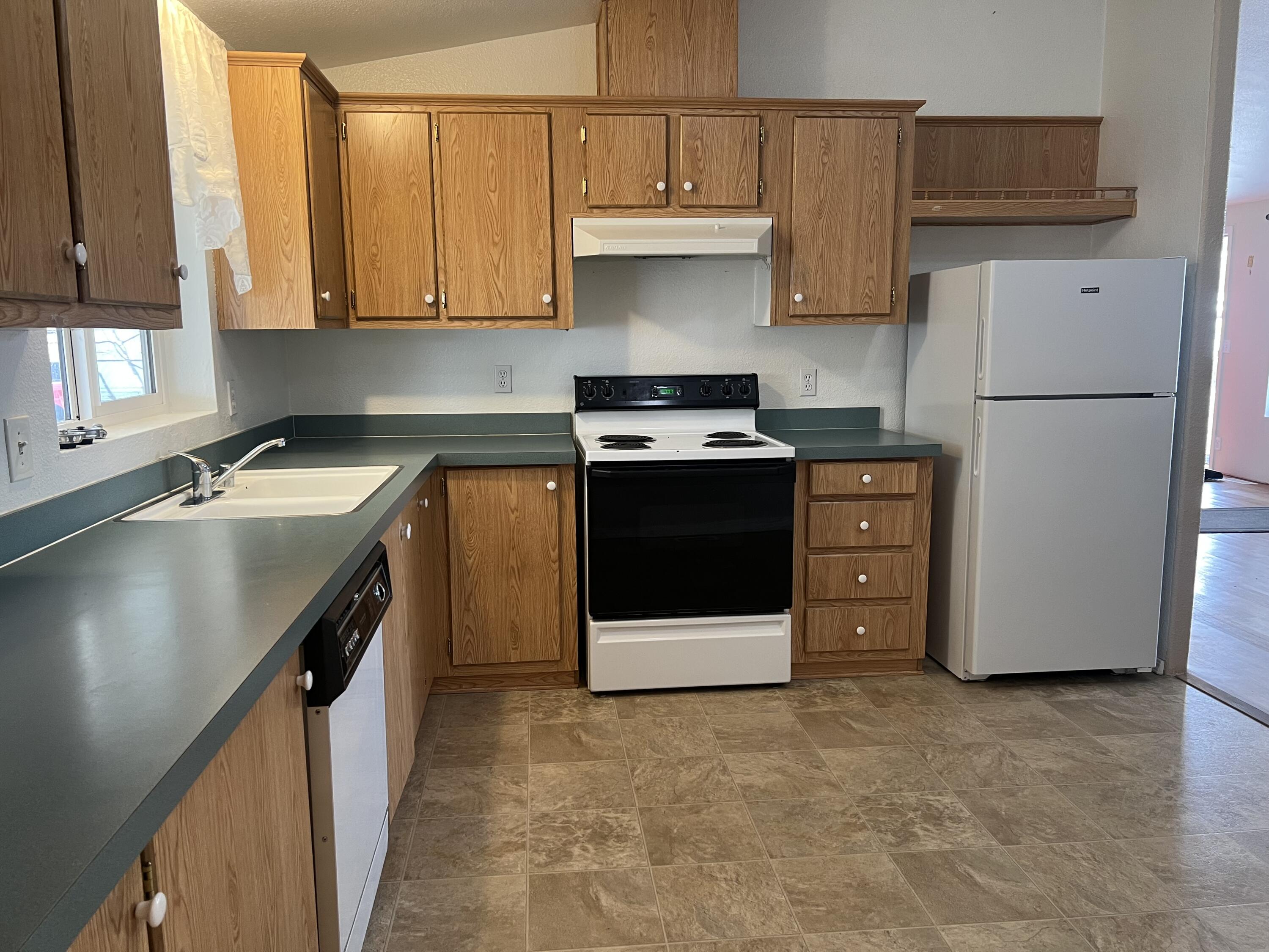 6850 Downing Road, Unit 25 Central Point, OR 97502 - Photo 10 of 27