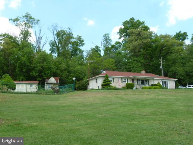 3931 Ridgewood Road York, PA 17406 - Photo 1 of 33 Gallery Image 1