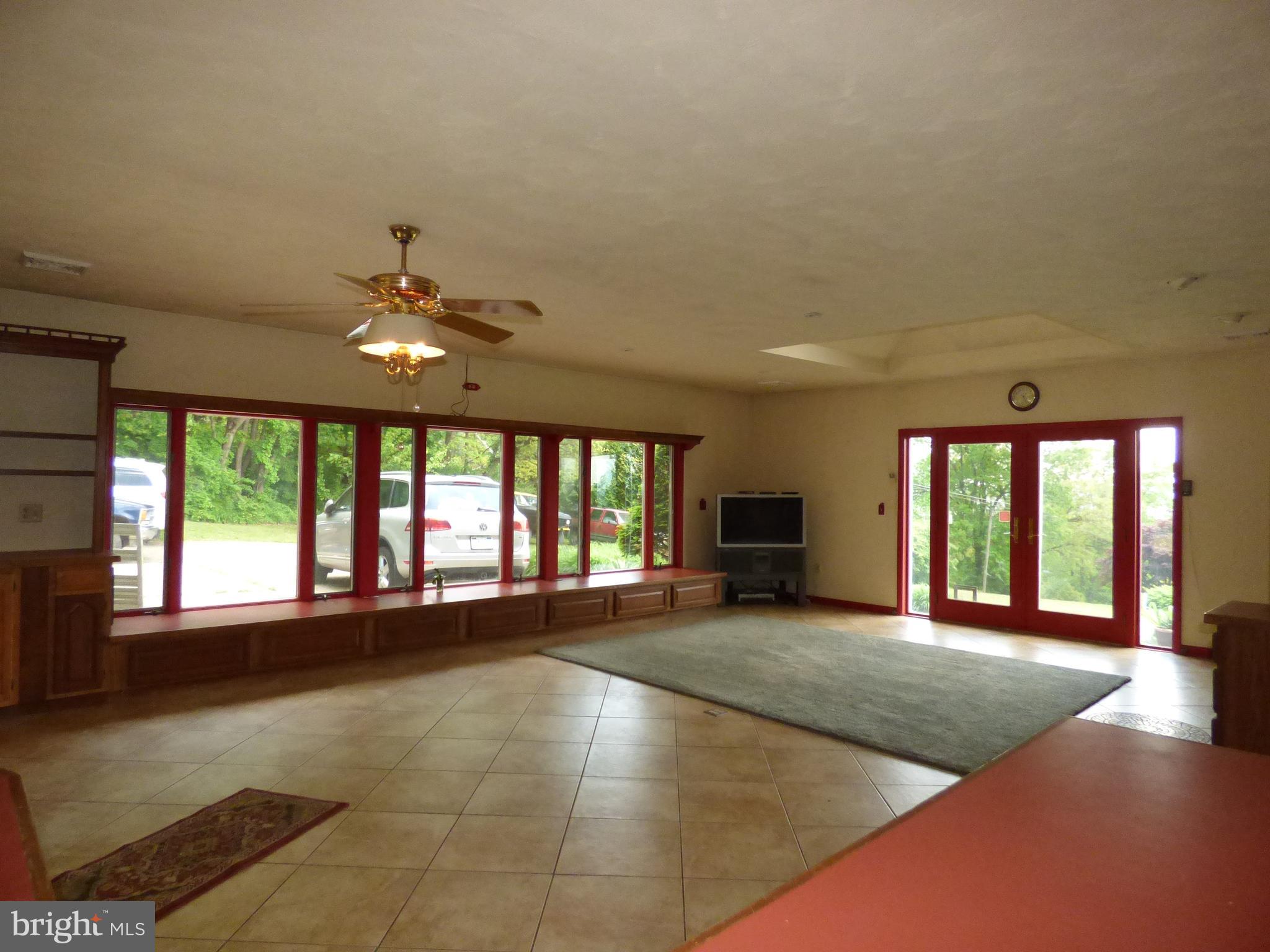 3931 Ridgewood Road York, PA 17406 - Photo 14 of 33 Gallery Image 14