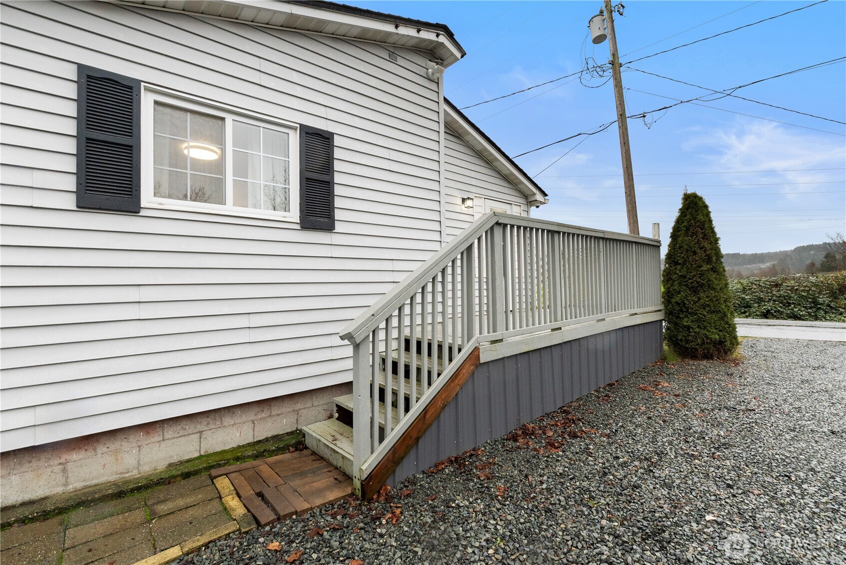 16419 92nd Street East Sumner, WA 98390 - Photo 3 of 39 a view of a house with a yard