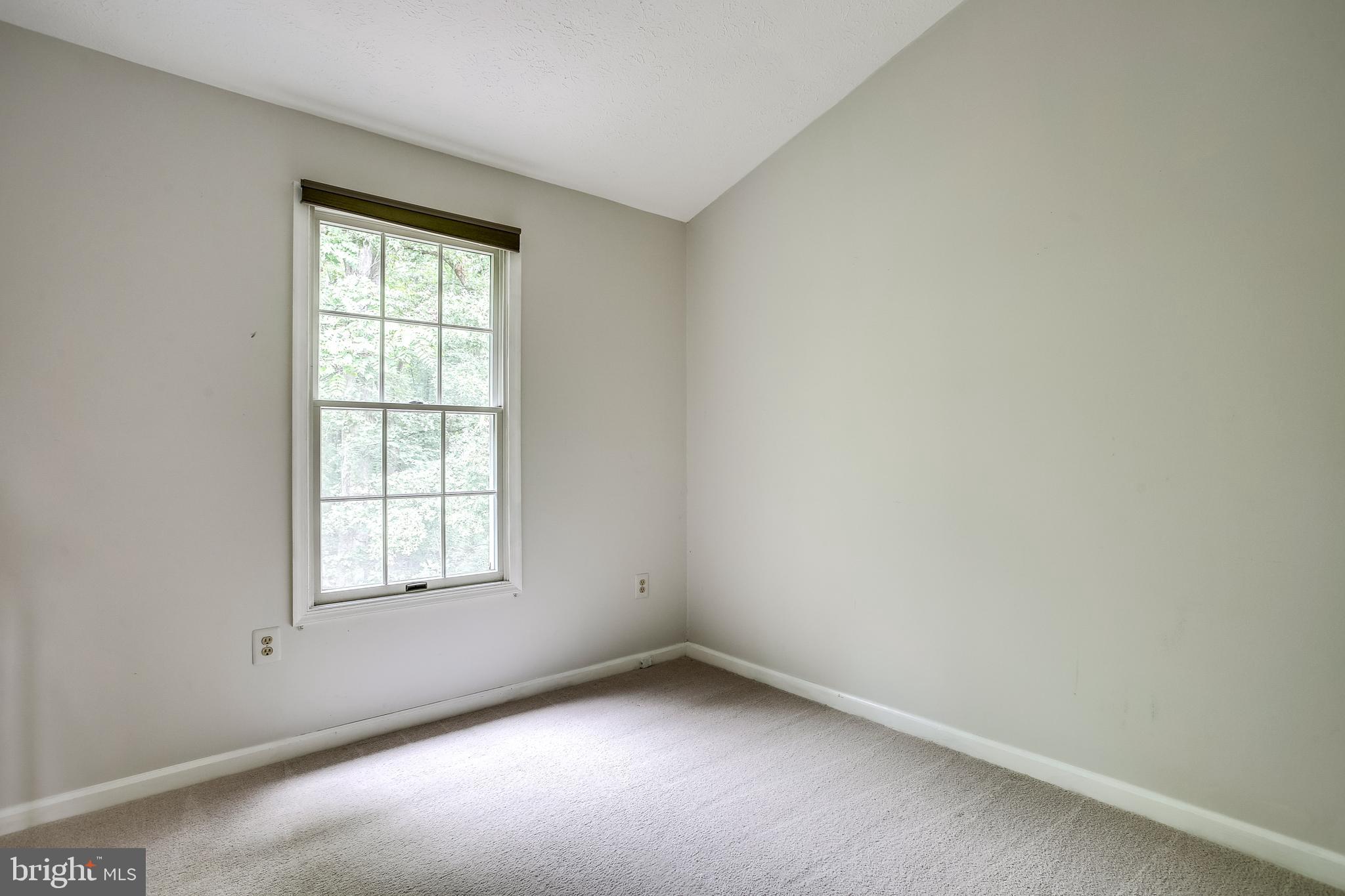 8022 Brightfield Road Ellicott City, MD 21043 - Photo 24 of 36 Gallery Image 24
