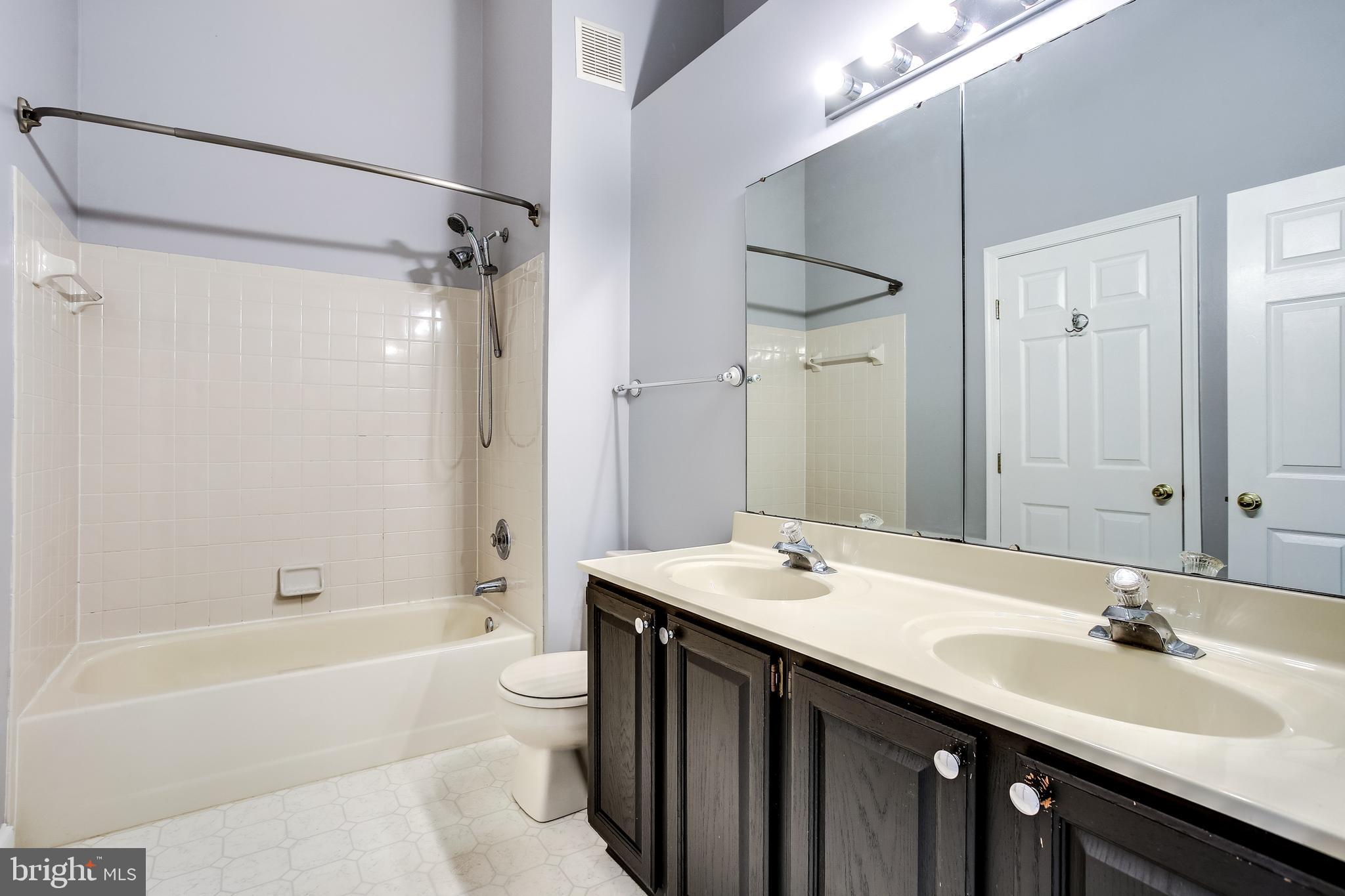 8022 Brightfield Road Ellicott City, MD 21043 - Photo 26 of 36 Gallery Image 26