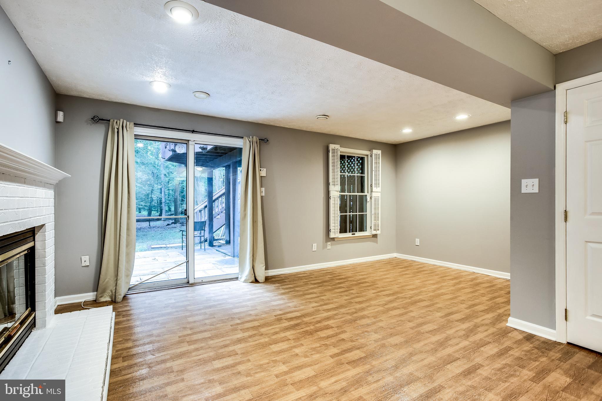 8022 Brightfield Road Ellicott City, MD 21043 - Photo 27 of 36 Gallery Image 27