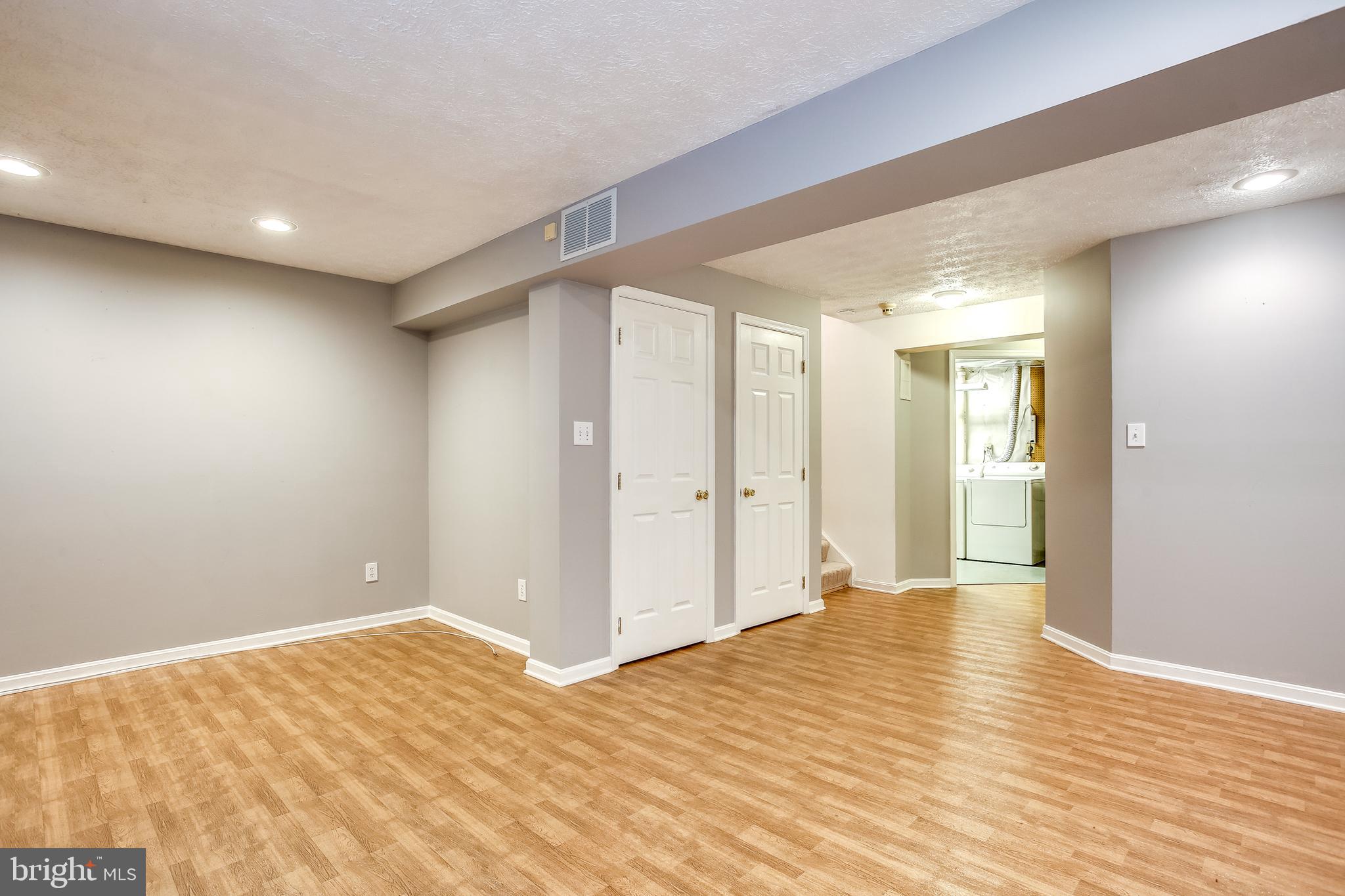 8022 Brightfield Road Ellicott City, MD 21043 - Photo 29 of 36 Gallery Image 29