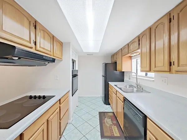 $164,900 | 8608 Cattail Drive, Unit 8608, Temple Terrace, FL 33637