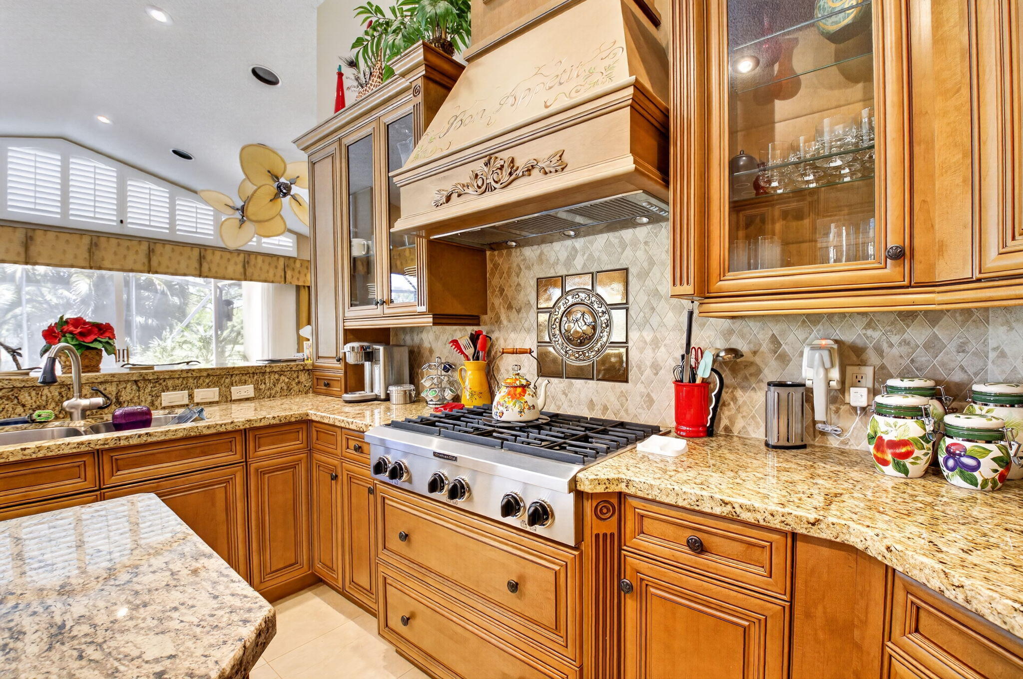 10546 Stonebridge Boulevard Boca Raton, FL 33498 - Photo 25 of 113 24-web-or-mls-DSC_6569
