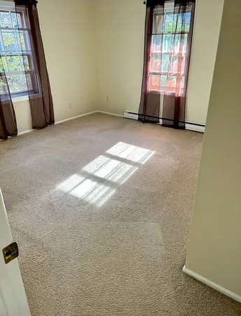 $1,700 | 325 Ashland Avenue, Unit 3, Southbridge, MA 01550