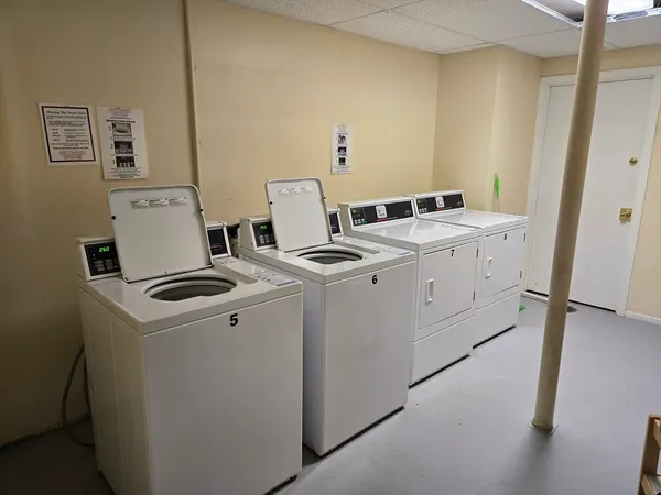 $1,700 | 325 Ashland Avenue, Unit 3, Southbridge, MA 01550