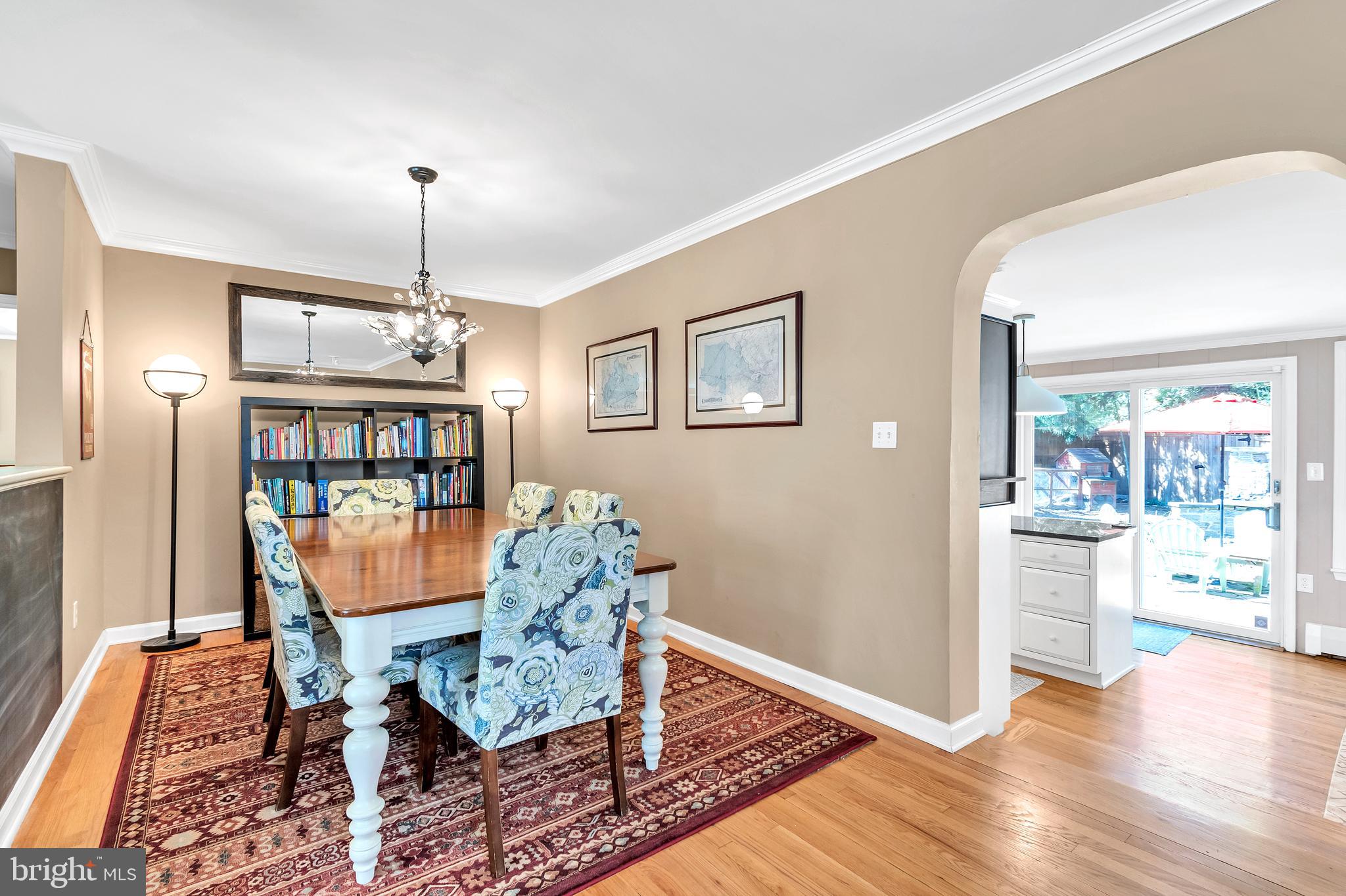 1812 Greenberry Road Baltimore, MD 21209 - Photo 11 of 43 Formal dining area.
