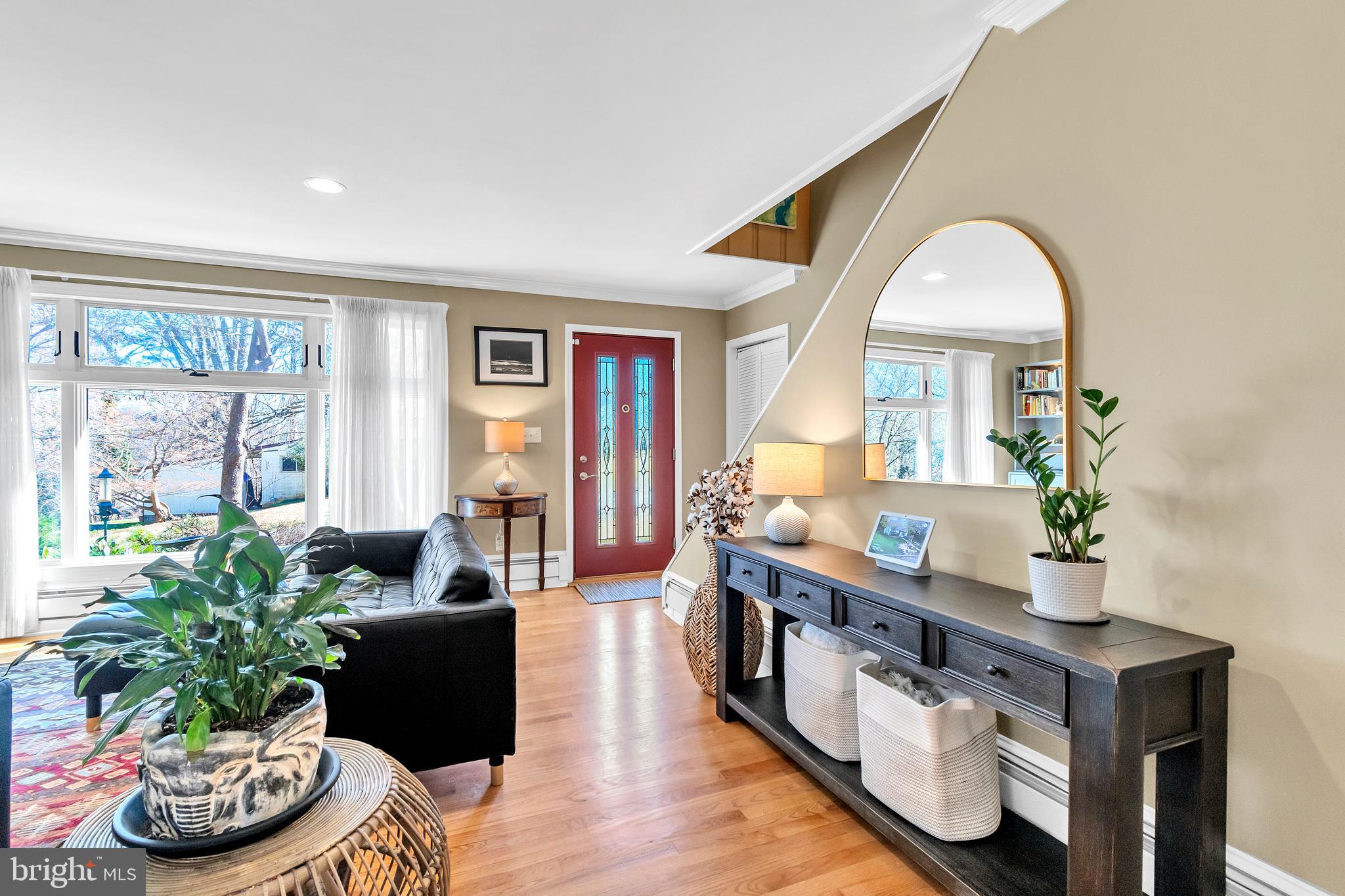 1812 Greenberry Road Baltimore, MD 21209 - Photo 9 of 43 Gallery Image 9