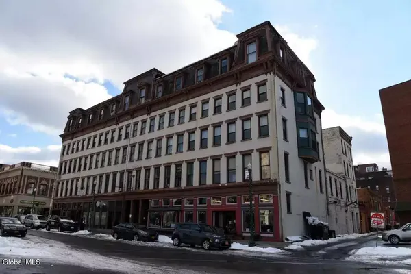 $15,600 | 5 Broadway, Unit 505, Troy, NY 12180