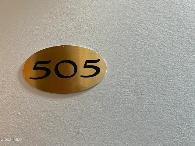 $1,500 | 5 Broadway, Unit 505, Troy, NY 12180