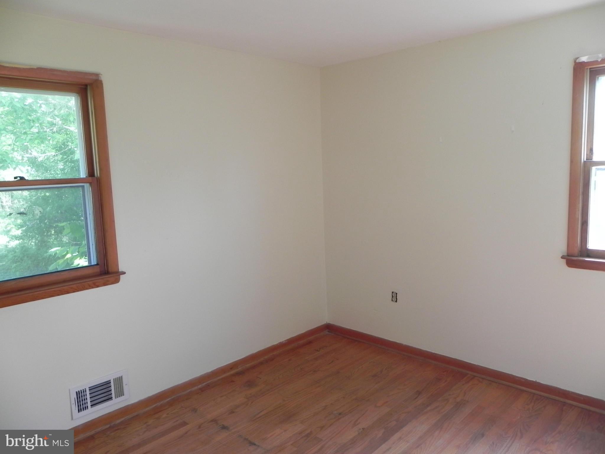 3716 Kanawha Avenue Point of Rocks, MD 21777 - Photo 6 of 11 Bedroom 2