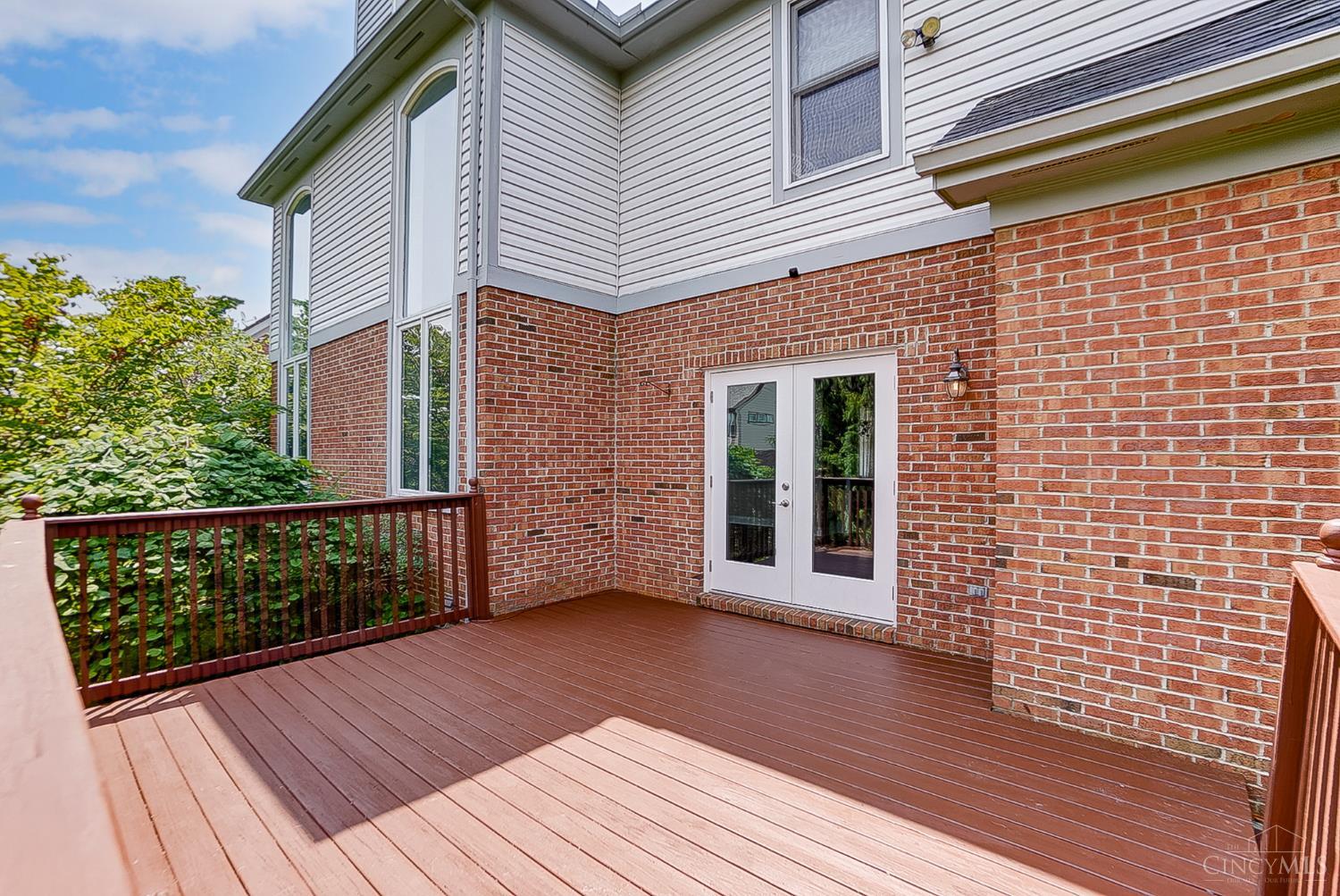 8676 Kenwood Road Cincinnati, OH 45242 - Photo 46 of 50