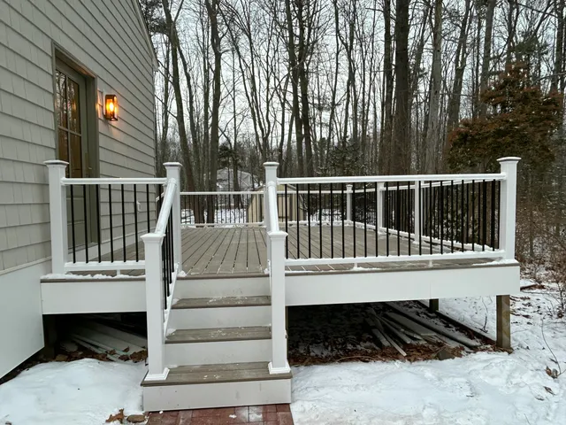 $949,900 | 22 Riverlocks Road, Kennebunk, ME 04043