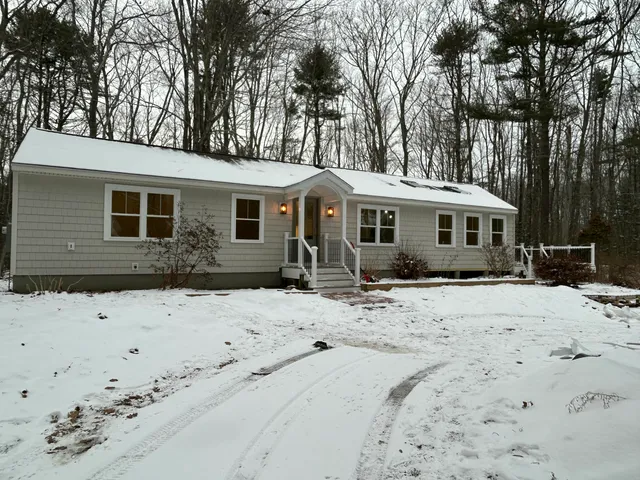 $949,900 | 22 Riverlocks Road, Kennebunk, ME 04043