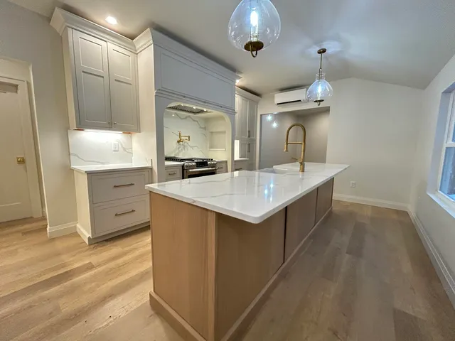 $949,900 | 22 Riverlocks Road, Kennebunk, ME 04043