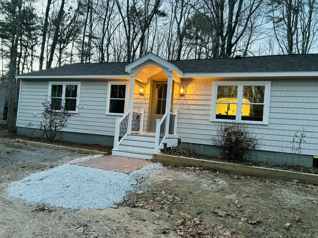 $898,000 | 22 Riverlocks Road, Kennebunk, ME 04043