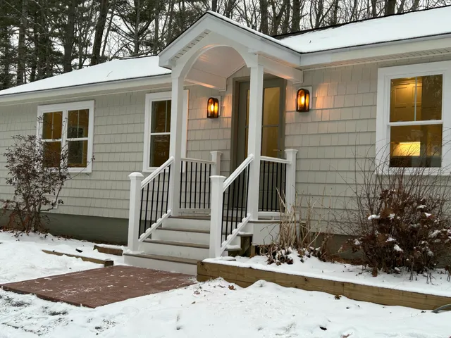 $949,900 | 22 Riverlocks Road, Kennebunk, ME 04043