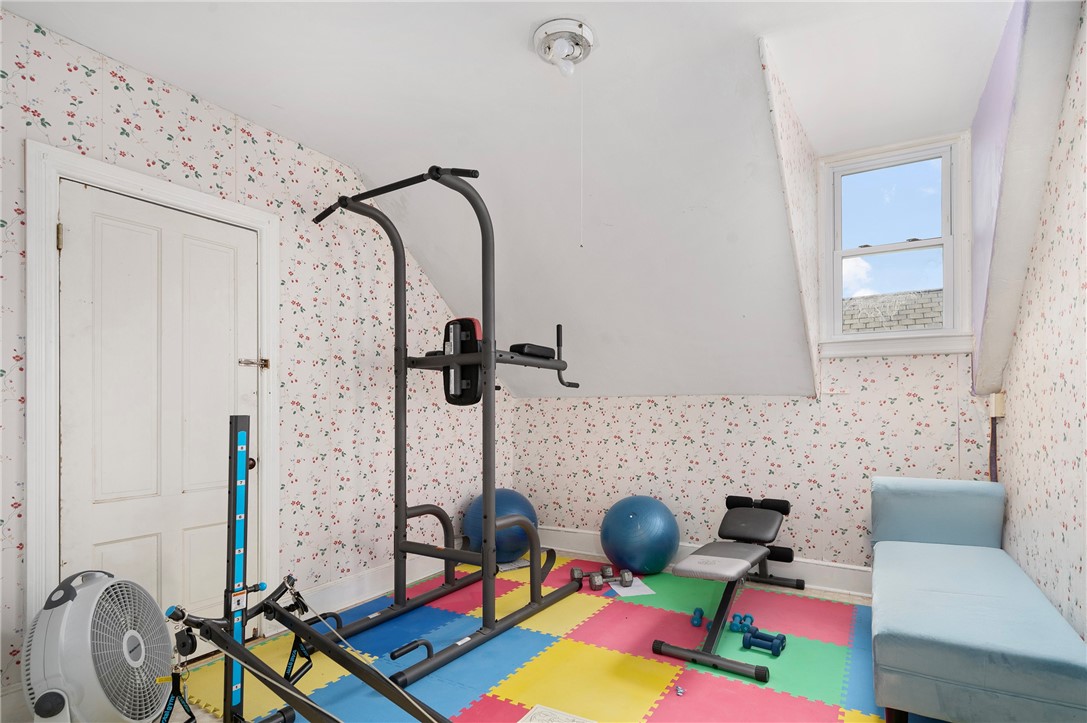 97 Spring Street Pawtucket, RI 02860 - Photo 15 of 27