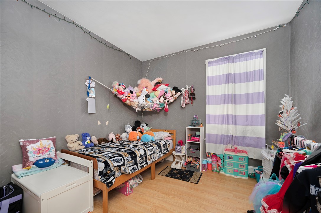 97 Spring Street Pawtucket, RI 02860 - Photo 19 of 27