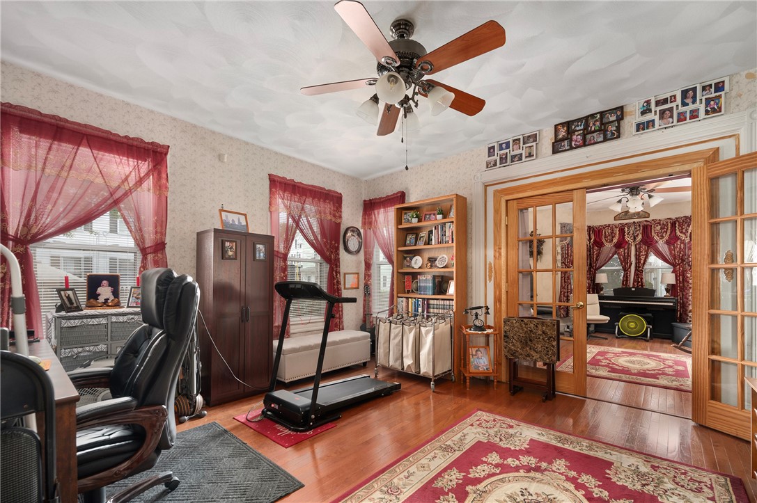 97 Spring Street Pawtucket, RI 02860 - Photo 7 of 27