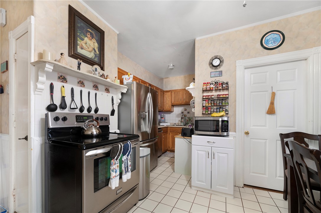 97 Spring Street Pawtucket, RI 02860 - Photo 10 of 27