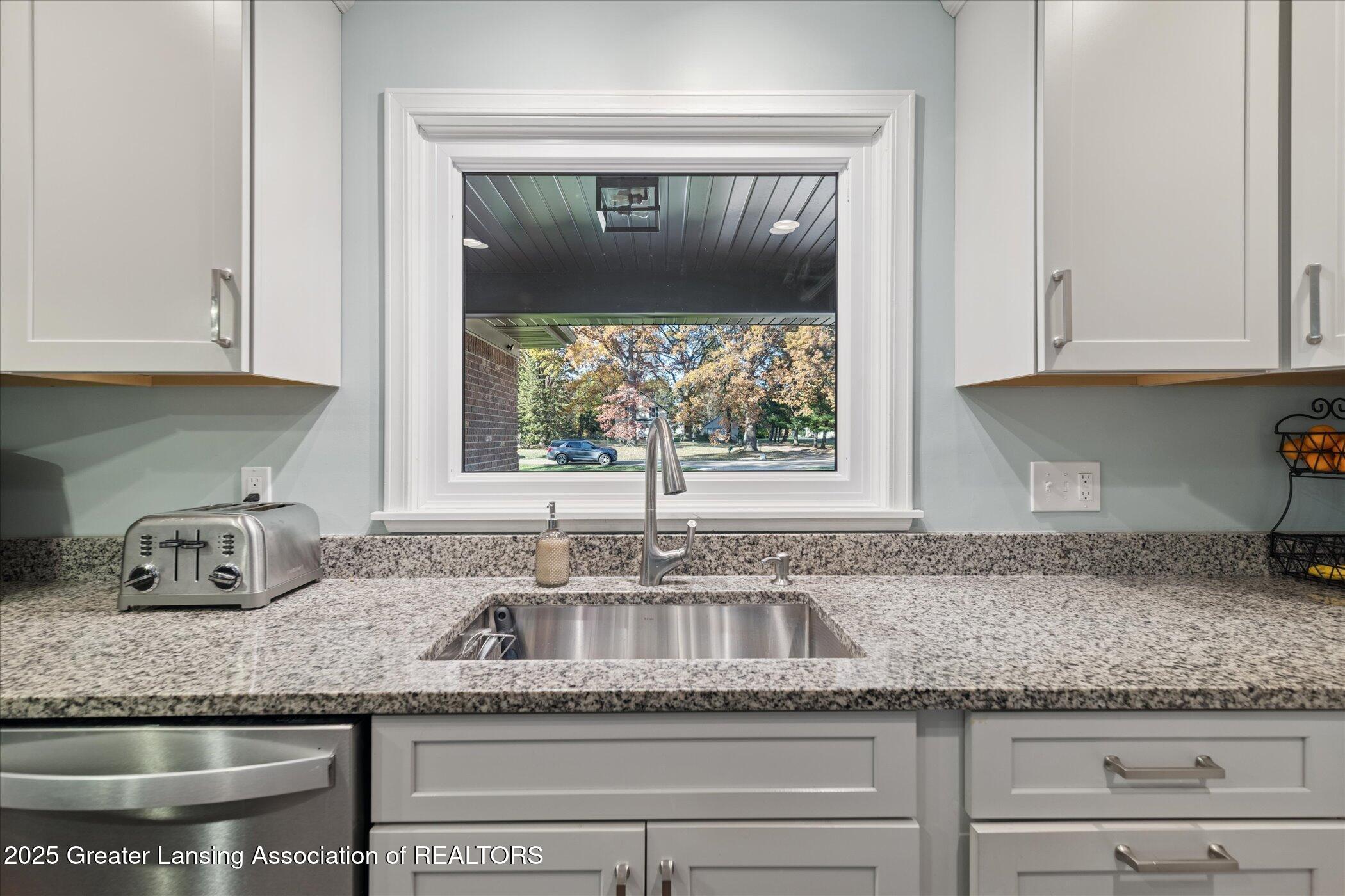 3006 East Stoll Road Lansing, MI 48906 - Photo 18 of 49 18-3006-E-Stoll-Rd-Lansing-WindowStill-P