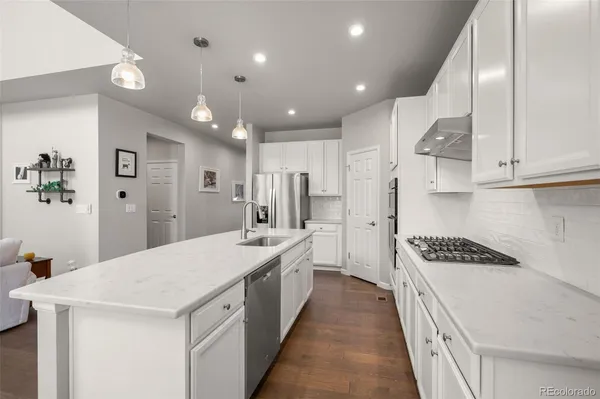 $3,350 | 23830 East Minnow Drive, Aurora, CO 80016