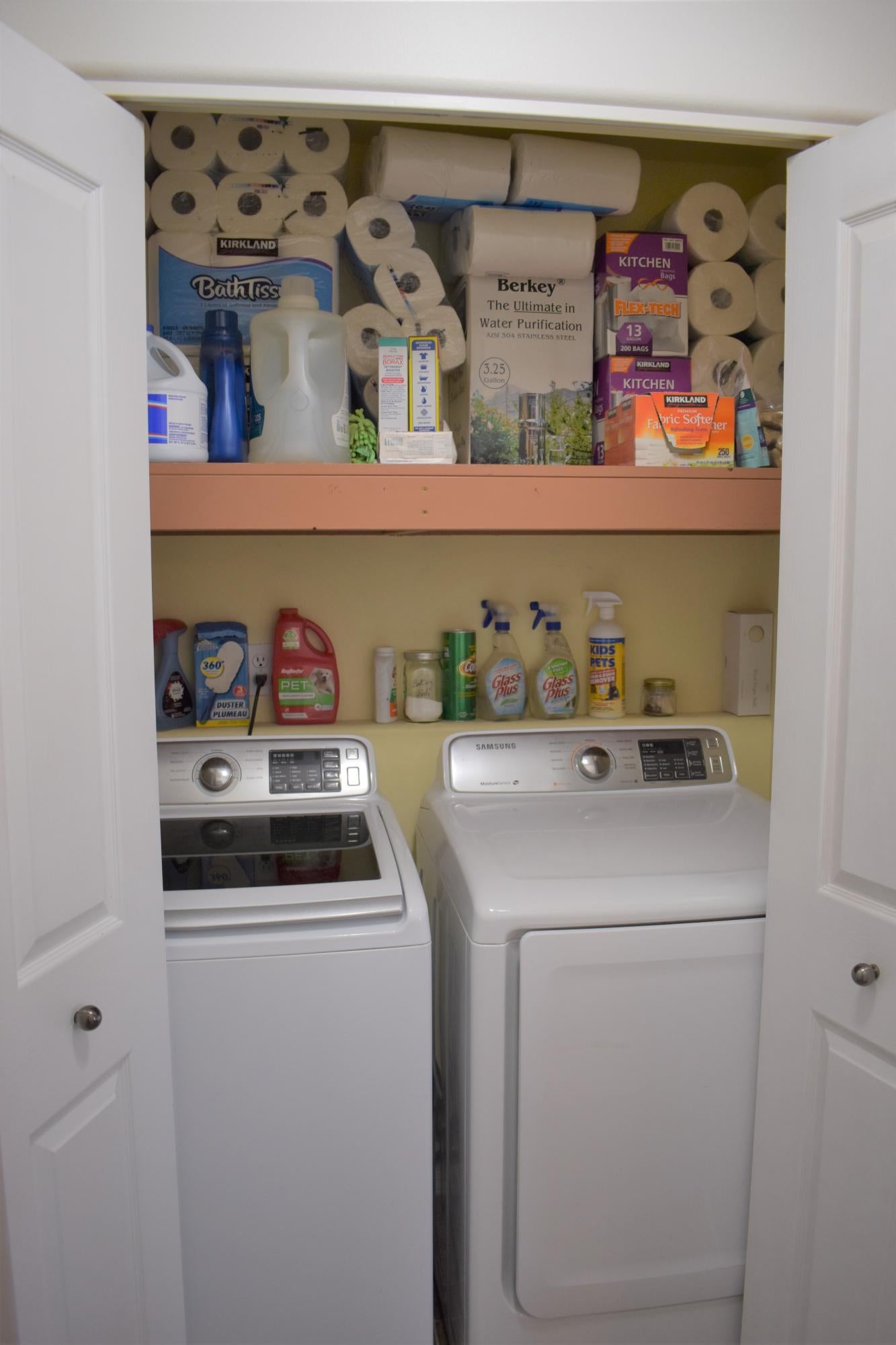 16464 Riley Drive La Pine, OR 97739 - Photo 14 of 43 16464 riley laundry 7