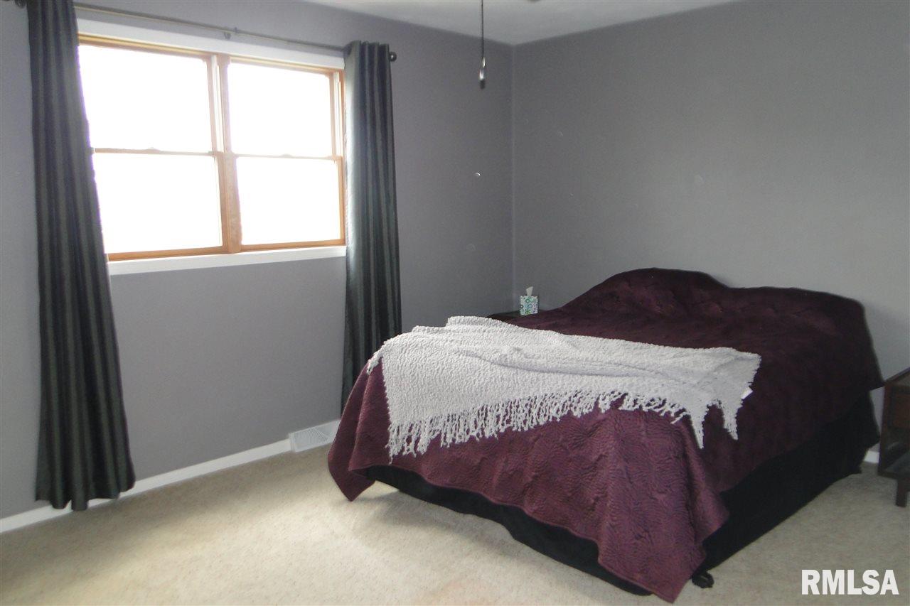 912 North Quarry Road Trivoli, IL 61569 - Photo 18 of 26