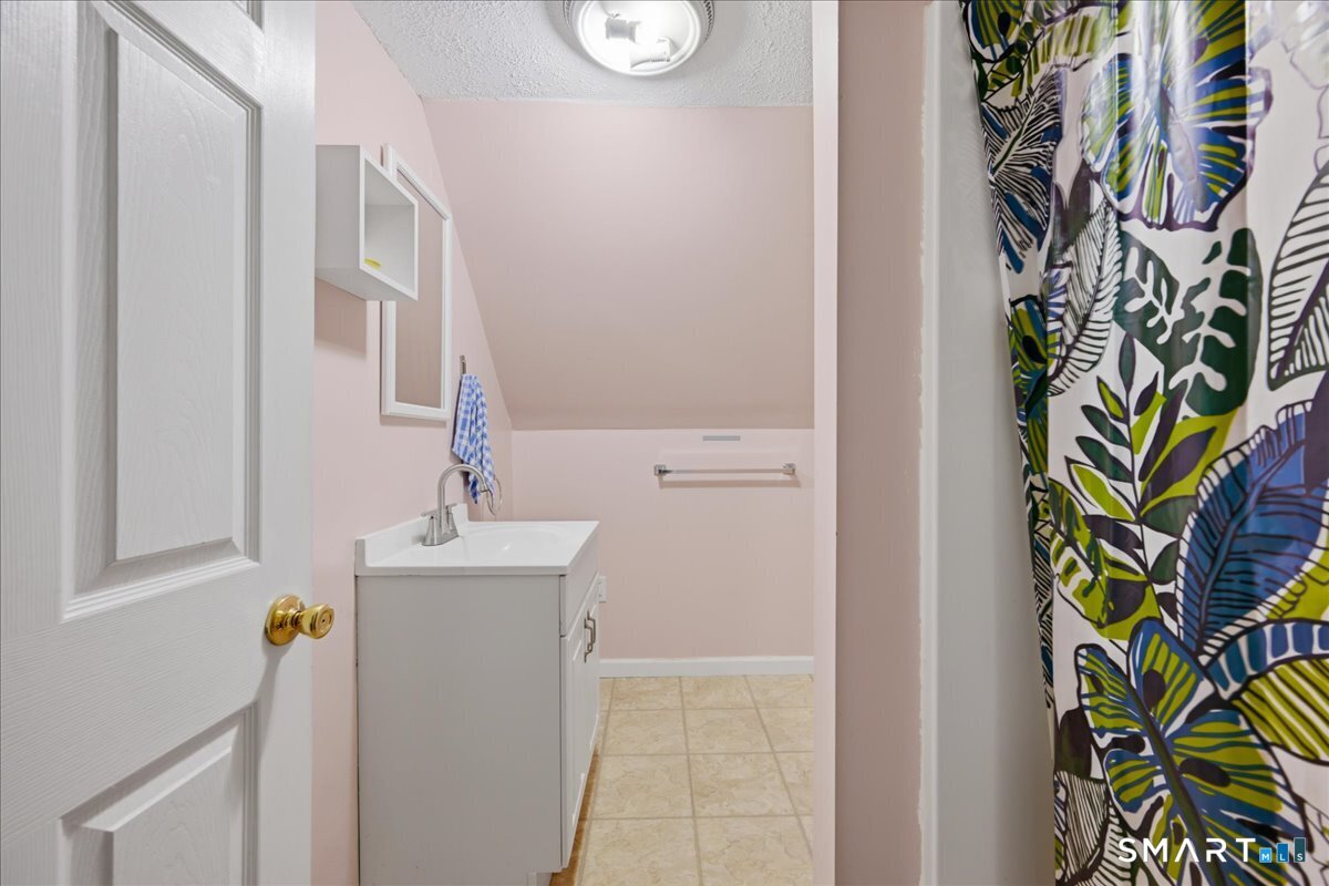 48 Maple Road Mansfield, CT 06268 - Photo 27 of 31