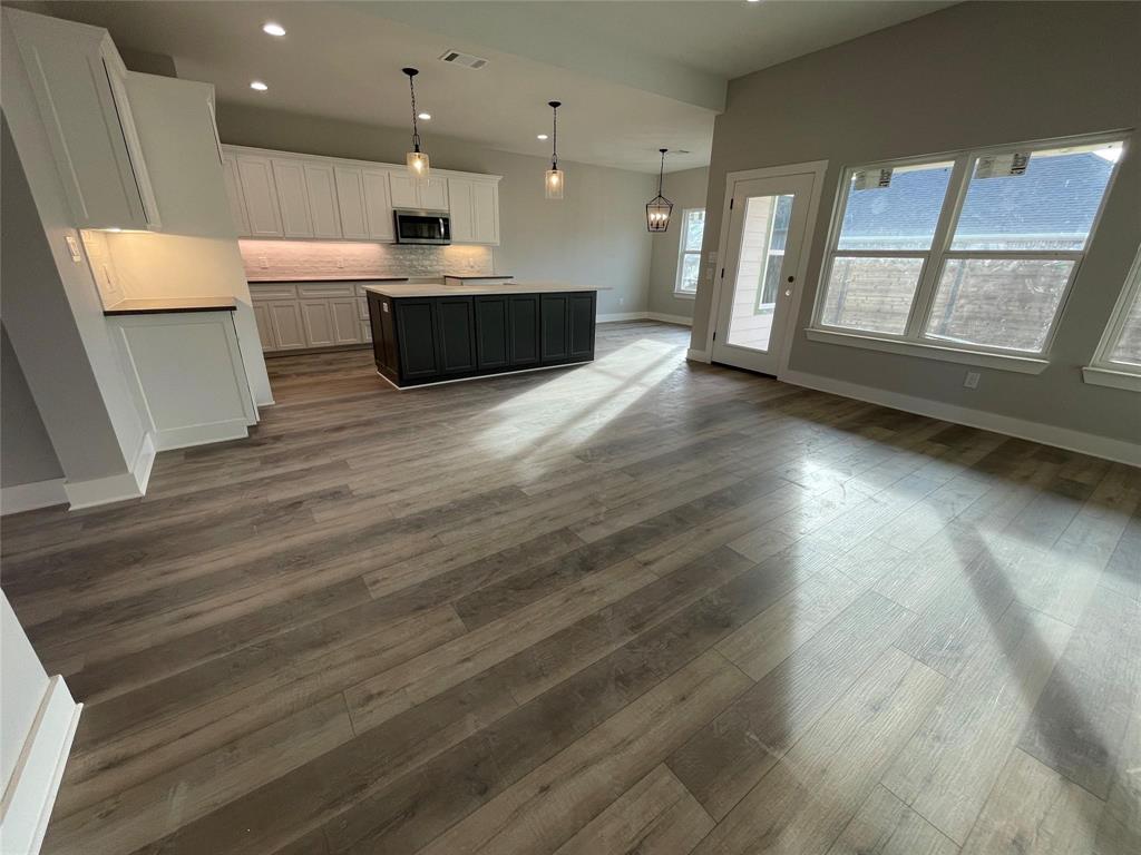 4914 Dry Creek Road Sherman, TX 75092 - Photo 9 of 20 Gallery Image 9