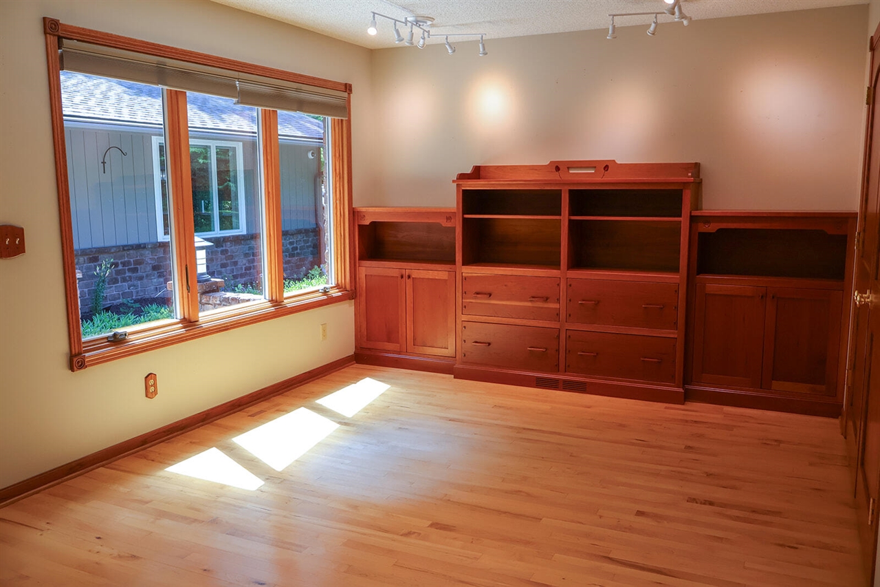 6697 Warren Woods Road Three Oaks, MI 49128 - Photo 24 of 99