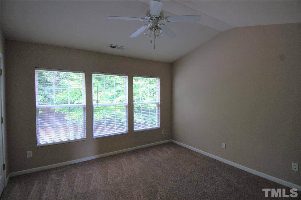 1614 Brook Fern Way Raleigh, NC 27609 - Photo 8 of 11 Gallery Image 8