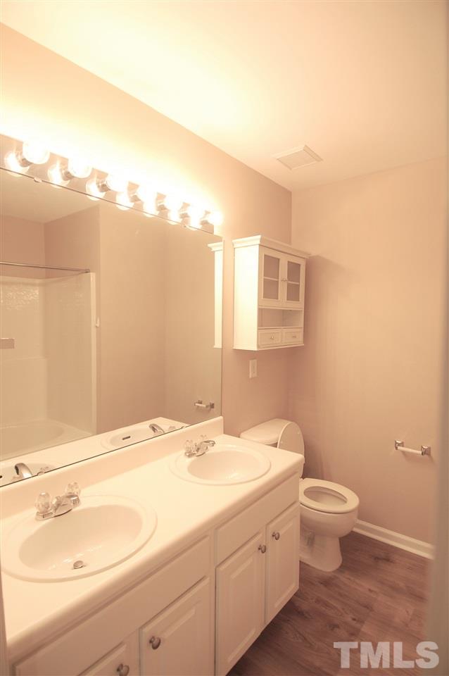 1614 Brook Fern Way Raleigh, NC 27609 - Photo 9 of 11 Gallery Image 9
