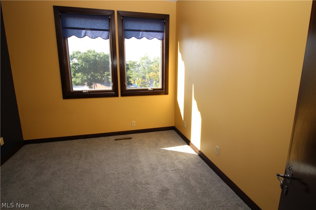 2309 Edgehill Road Cleveland, OH 44106 - Photo 16 of 26 Gallery Image 16