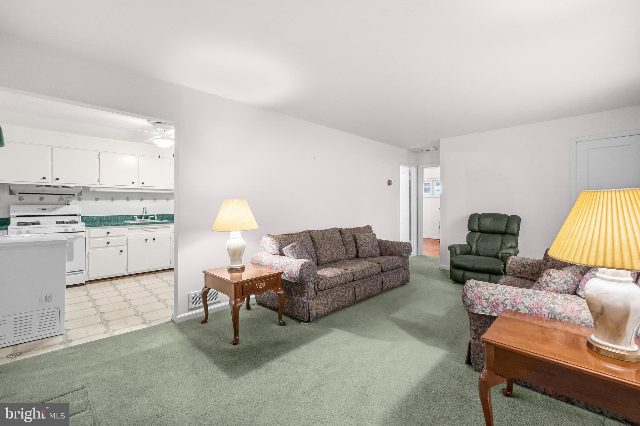 3223 Edgewood Road Kensington, MD 20895 - Photo 4 of 32