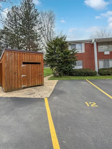 $82,900 | 124 North Whistler Avenue, Unit B8, Freeport, IL 61032