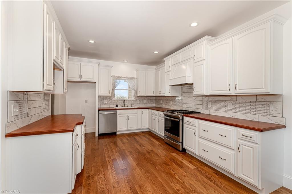 5518 Watchtower Road Julian, NC 27283 - Photo 12 of 50 Spacious kitchen