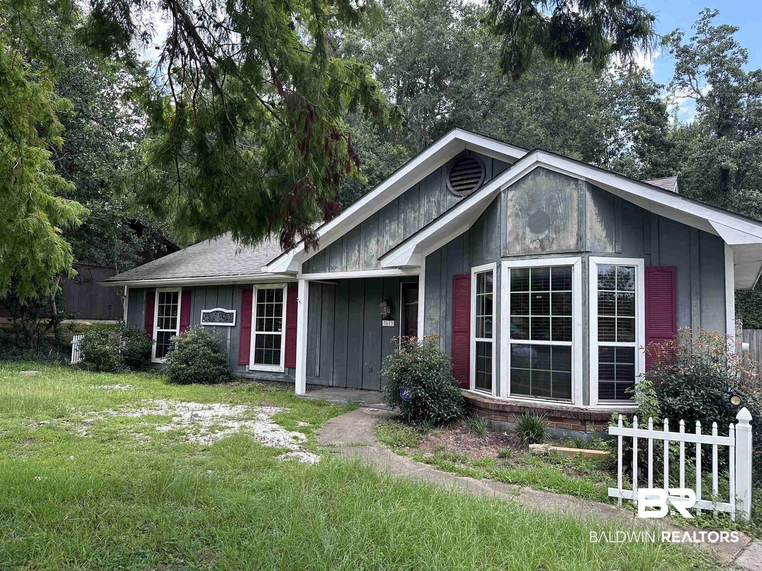 3613 Vista Ridge Drive Mobile, AL 36693 - Photo 1 of 9 View of front of house featuring a front yard