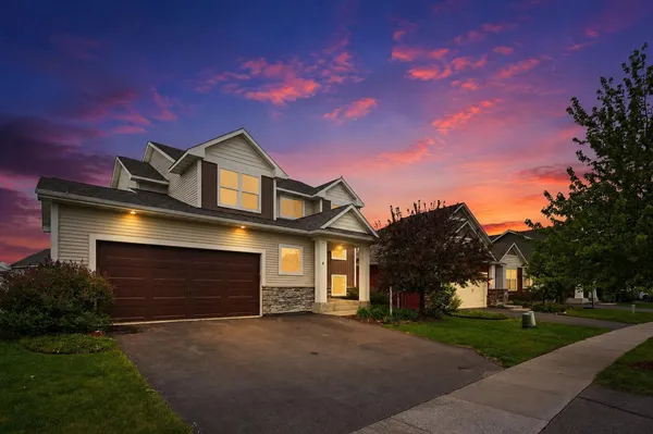 $619,900 | 4 Promise Boulevard, Hudson, WI 54016