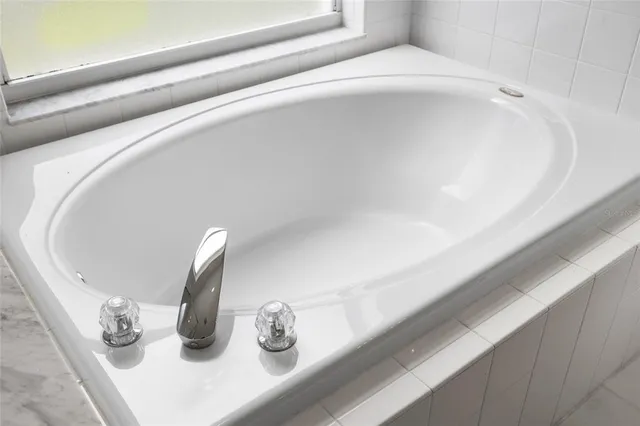 a close view of sink