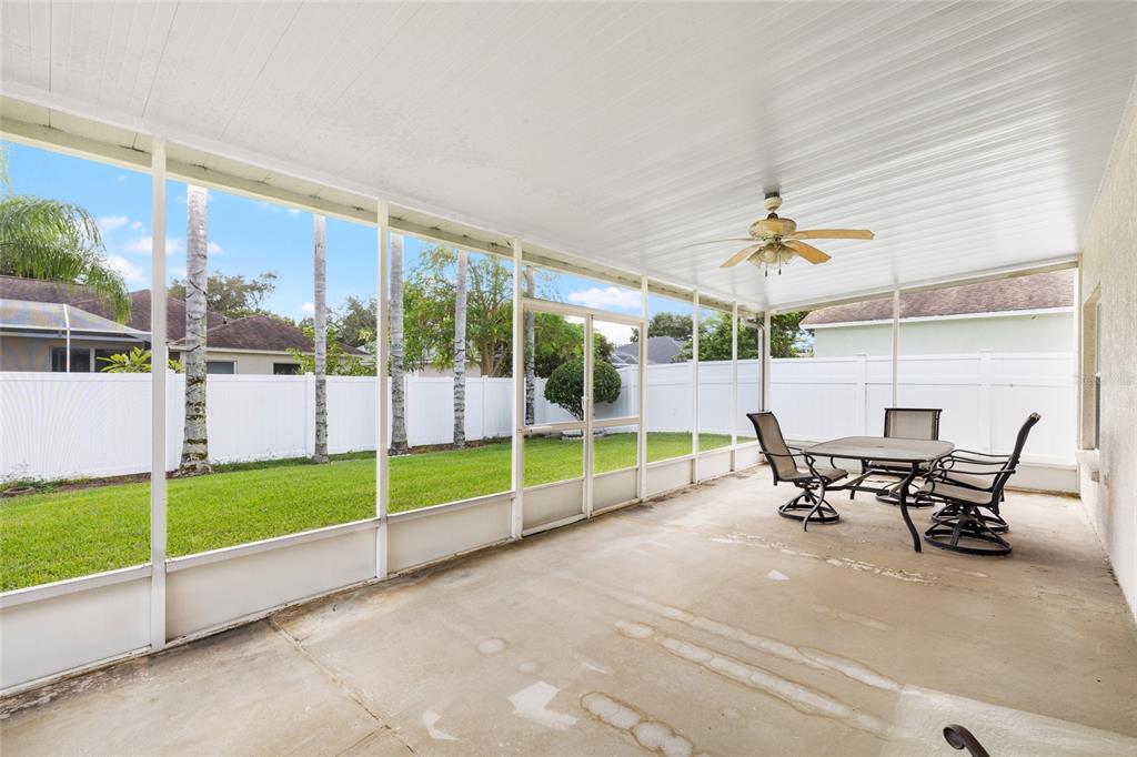 2763 Valencia Grove Drive Valrico, FL 33596 - Photo 33 of 38