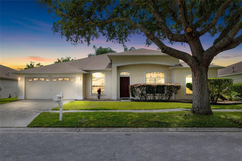 2763 Valencia Grove Drive Valrico, FL 33596 - Photo 4 of 26